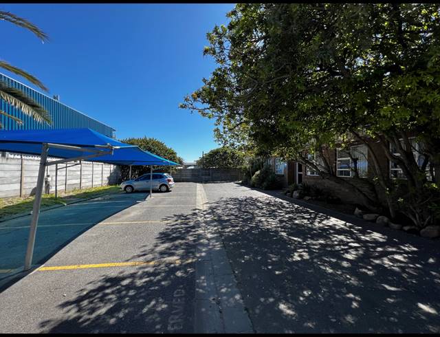 1,273M² WAREHOUSE FOR SALE IN AIRPORT INDUSTRIA